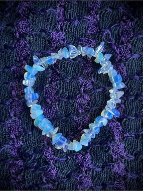 Glowing Opalite Chip Stretch Bracelet